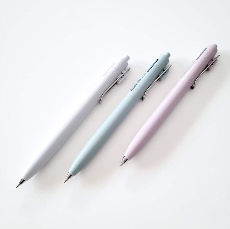 UNI-BALL ONE F gel penni | 0.38 MM
